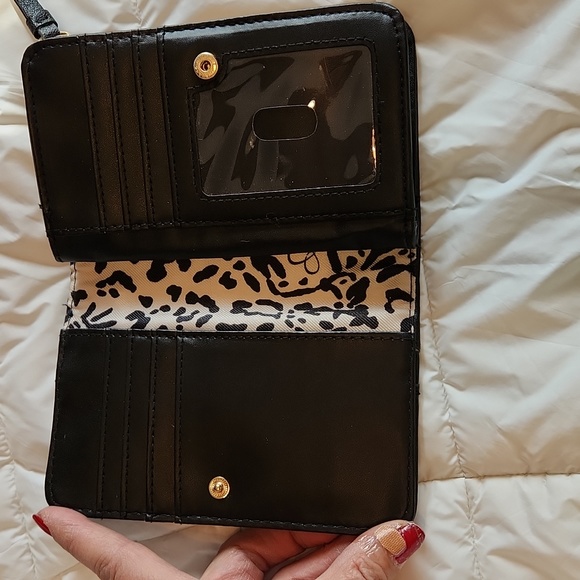 Wallet - Picture 2 of 5